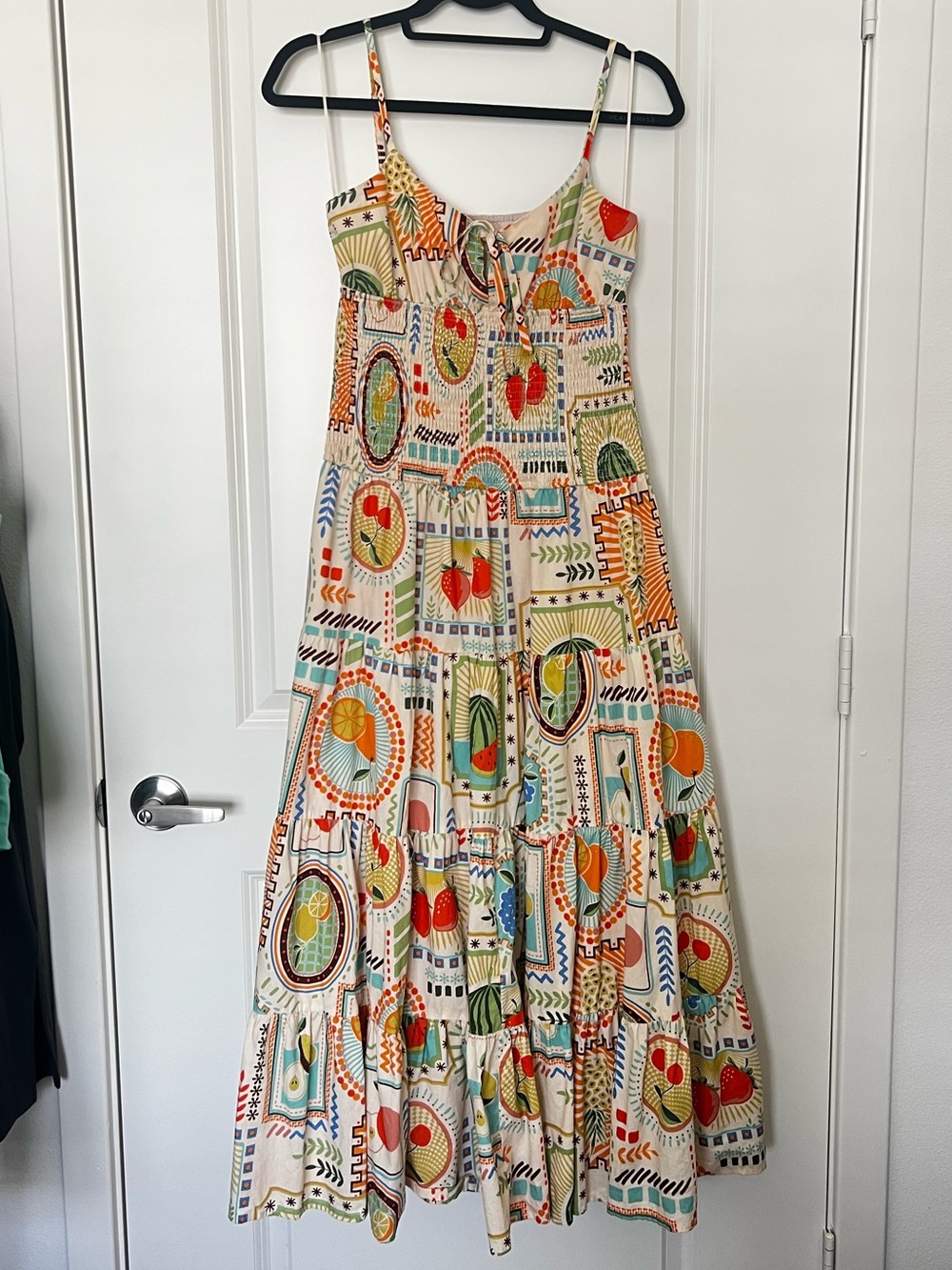 NWOT Moon River Smocked multi orange fruit tile maxi dress size medium